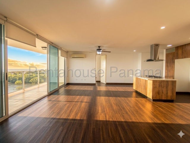 Apartamento Frente al Mar en Coco del Mar | 3 Recámaras | 200 m² — foto 5
