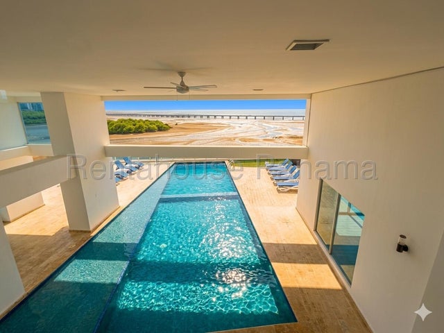 Apartamento Frente al Mar en Coco del Mar | 3 Recámaras | 200 m² — foto 12