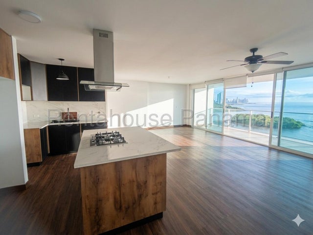Apartamento Frente al Mar en Coco del Mar | 3 Recámaras | 200 m² — foto 4