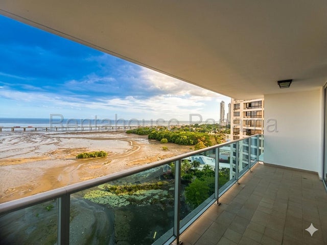 Apartamento Frente al Mar en Coco del Mar | 3 Recámaras | 200 m² — foto 15
